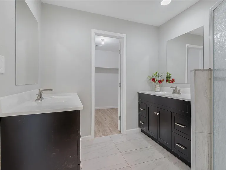 3642 Aldergrove Dr — Photo 13