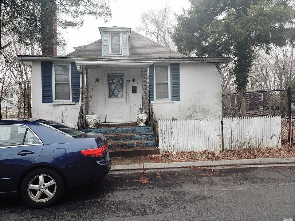 1st image of 45 13th St