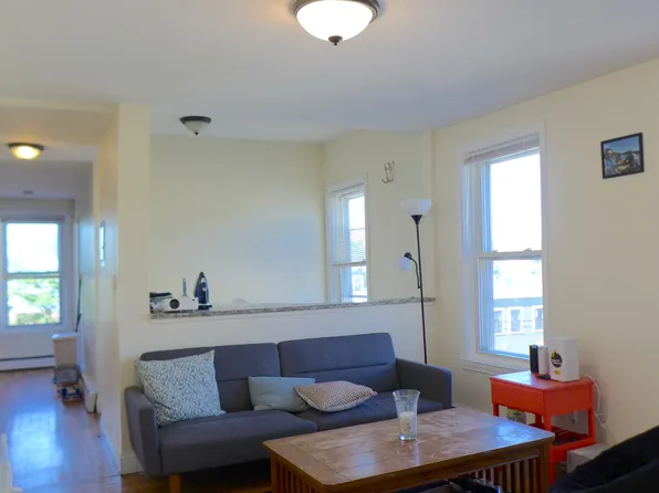 37 Wordsworth St Floor 1, Boston, MA 02128