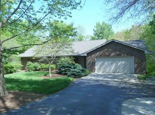 804 Linder Rd NE, Iowa City, IA 52240