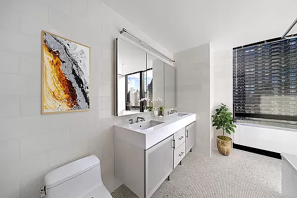 Rented by Vector New York, LLC | media 23