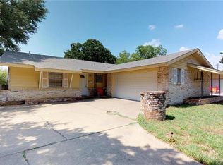 2318 Fairfax Dr, Irving, TX 75060