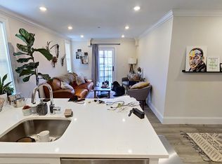19 Trenton St #6R, Boston, MA 02128