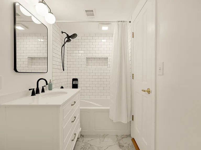 70 Rhode Island Ave NW #202 — Photo 21