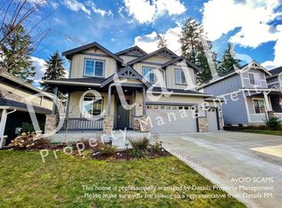 696 NW Ashford Loop, Bremerton, WA 98311