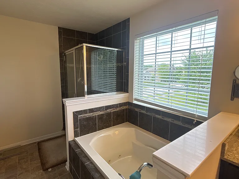 6978 Stoney Ridge Dr — Photo 23