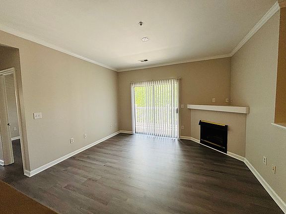 5th image of 213 S Knollwood Dr Suite 3202