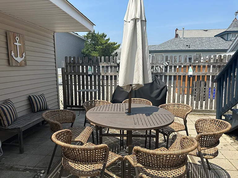 Outdoor sitting/barbecue/ area