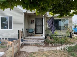 111 Ehrgood Ave, Nyssa, OR 97913