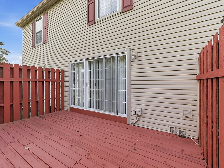 1882 Bennigan Dr — Photo 22