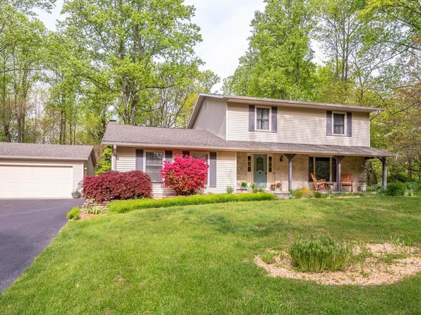 3805 N Bittersweet Dr, Bloomington, IN 47408