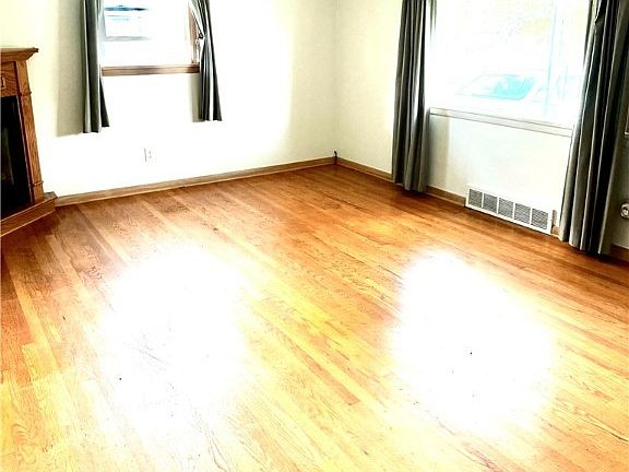 5th image of 710 S Belle Vista Ave