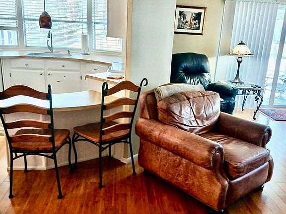 5th image of 140 Cabbage Palm Ln #140