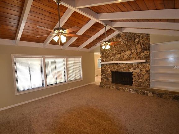 5th image of 105 Cove Lake Dr