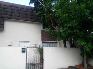 3660 SW 60th Ter, Davie, FL 33314