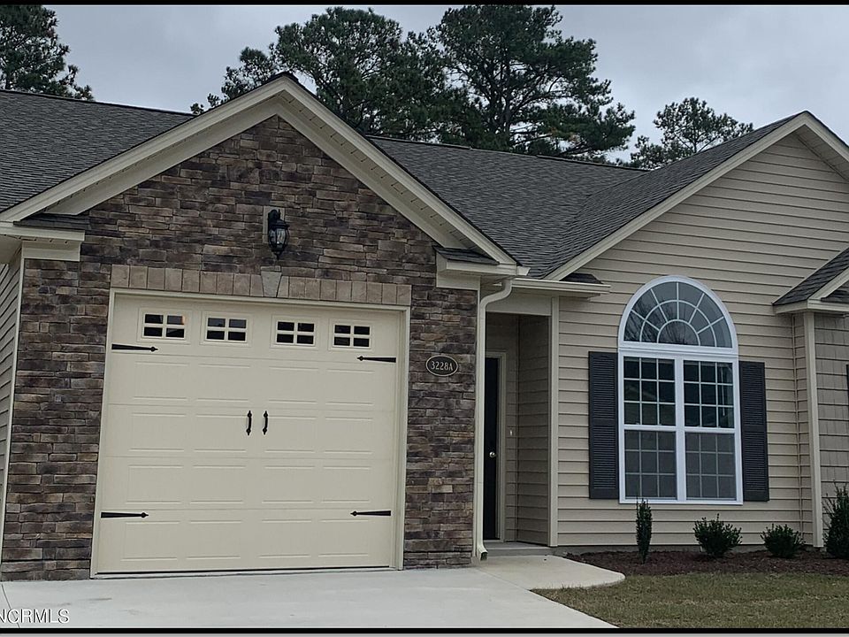 1st image of 3205 Gordon Drive #A