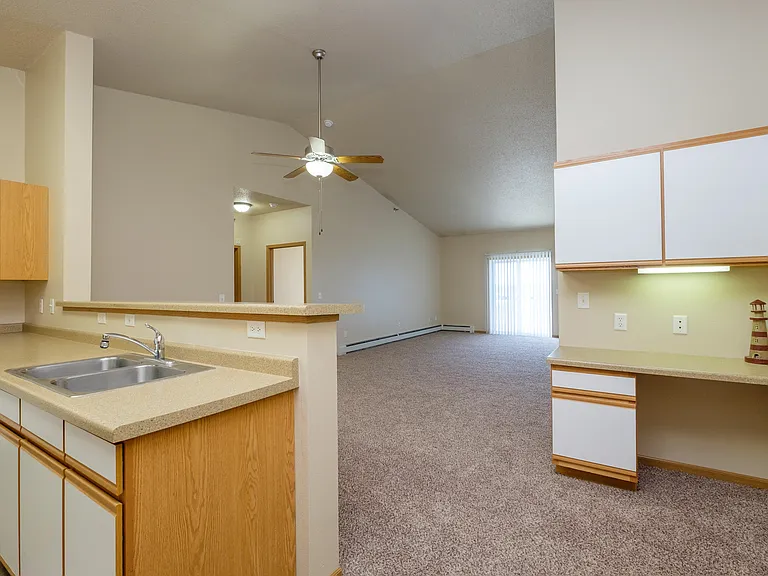 West Fargo, ND West Lake Apartments | Living