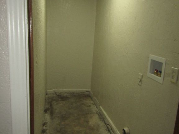 5th image of 504 NW Woodridge Dr