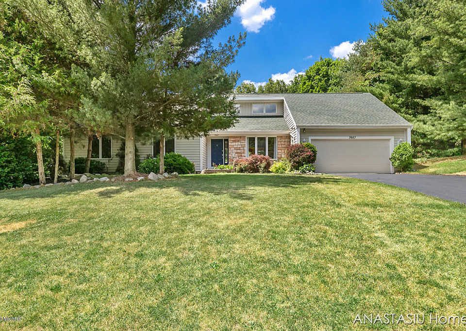 1st image of 7667 Kenrob Dr SE