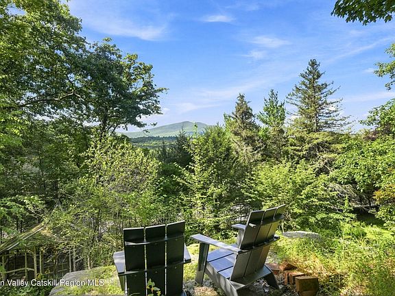 3rd image of 457 Krumville Road
