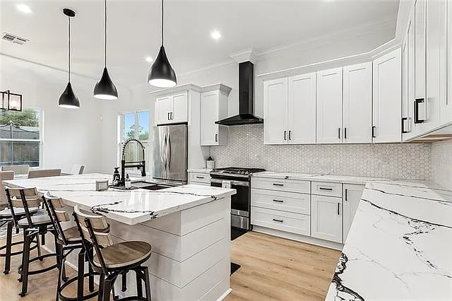 286 Lowe St — Photo 15