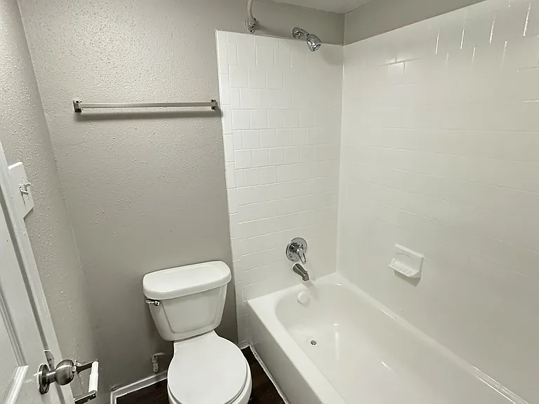 Salado At Cityview Apartments — Photo 8