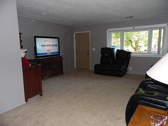 5th image of 2950 Aries Ct