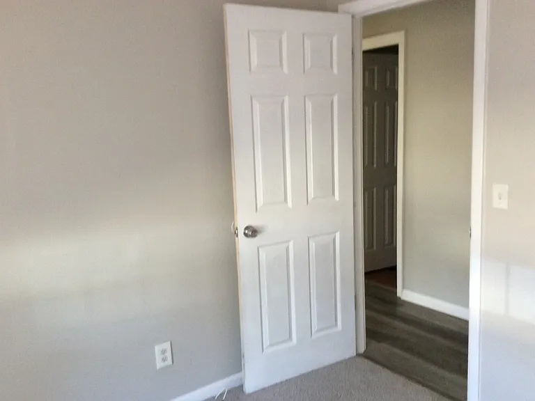 6774 Valley Hill Ct — Photo 16