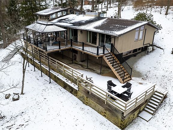 3rd image of 5080 Northlawn Cir