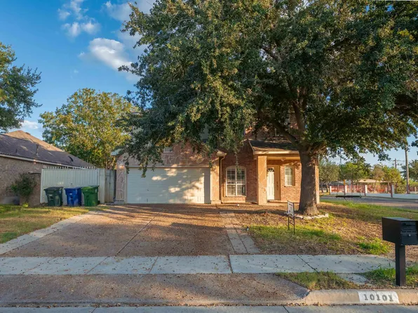 10101 Caballo Dr, Laredo, TX 78045