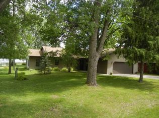 N2528 Bughs Lake Rd, Wautoma, WI 54982