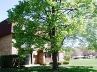 1319 Taft Ave #3, Wheaton, IL 60189