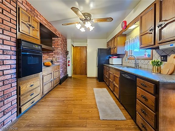 5th image of 7474 Saint Francis St NE