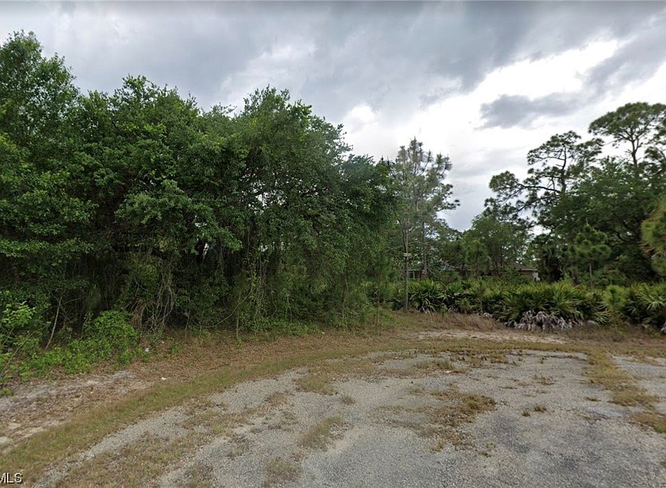 2nd image of 371 Mecca Ct