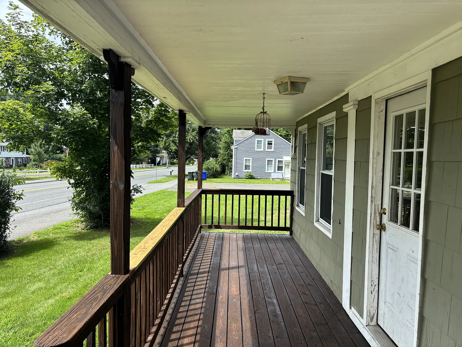5 bed, 1746 sqft, $3,200 — Photo 4