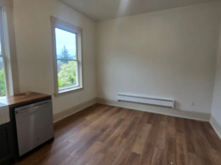 500 B St — Photo 31