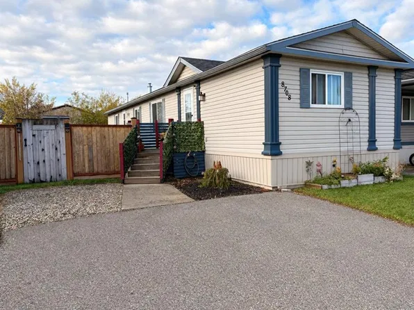 8708 E 89th St, Grande Prairie, AB T8X 1V7