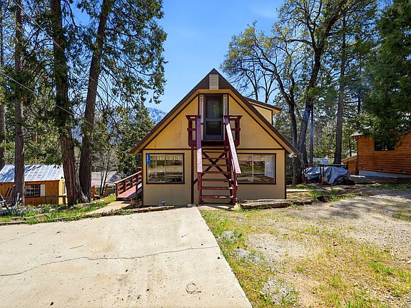 4th image of 697 Loop Drive