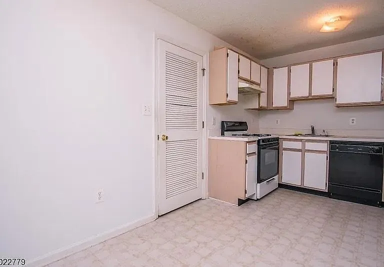 55499107A Prestwick Way — Photo 7