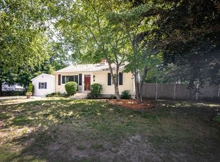 26 Pond St, Bellingham, MA 02019