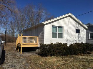 2585 Wurl St, Niagara Falls, NY 14304