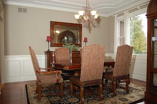 3rd image of 2233 Brookwood Dr