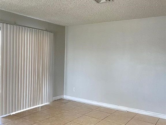 5th image of 4884 Nara Vista Way Unit 103