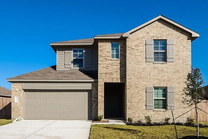 4 bed, 3.0 bath, 2292 sqft, $2,140 — Photo 1