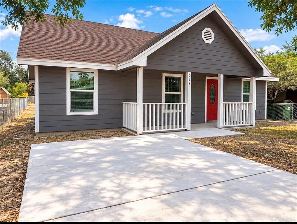 3 bed, 2.0 bath, 1254 sqft, $1,500 — Photo 2
