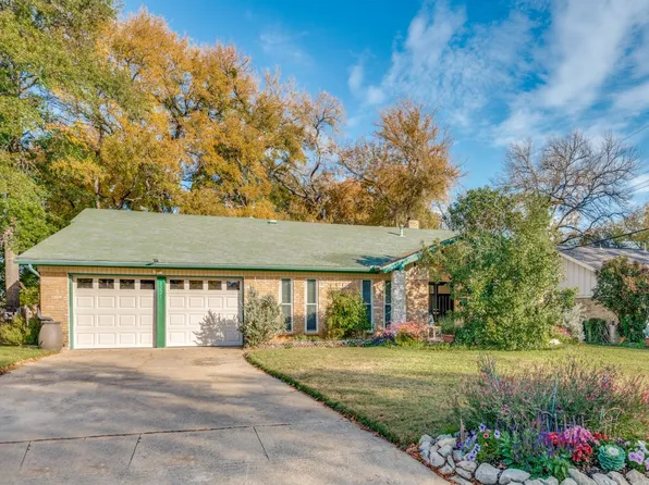 1221 Terrace Trl, Hurst, TX 76053