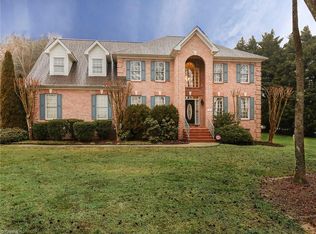 4 Amy Ct, Jamestown, NC 27282