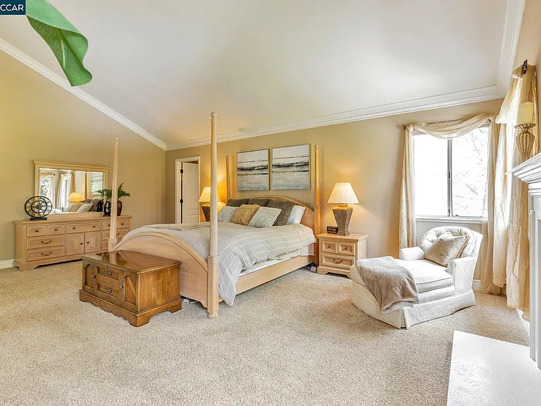 668 Sun Tree Ct — Photo 30