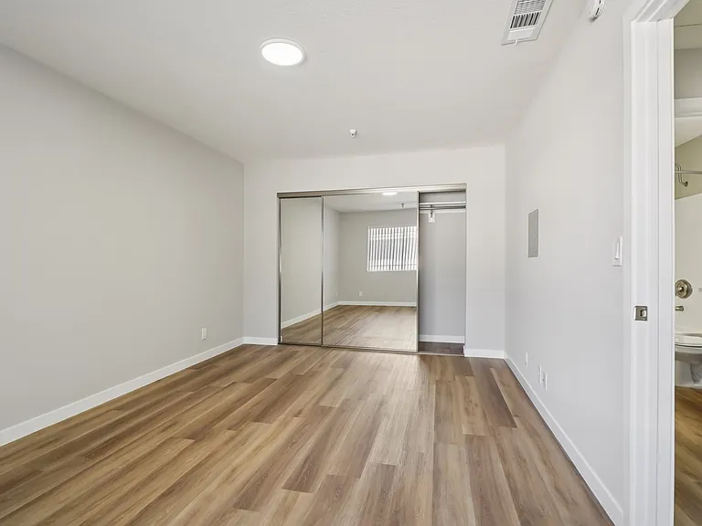 Lemoli Apartments — Photo 26