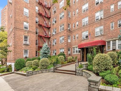63-61 99th St APT F12, Queens, NY, 11374